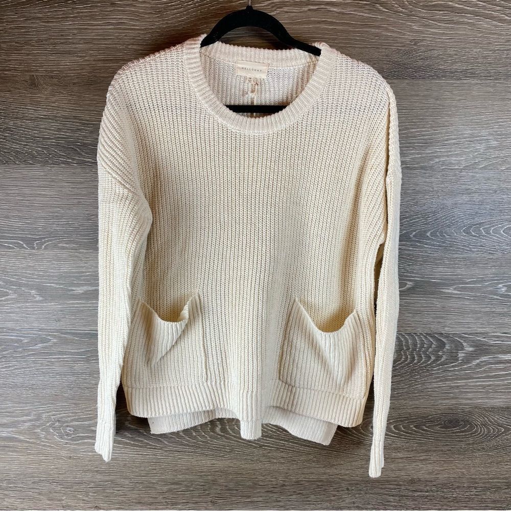 Melloday two pocket pullover sweater NWT